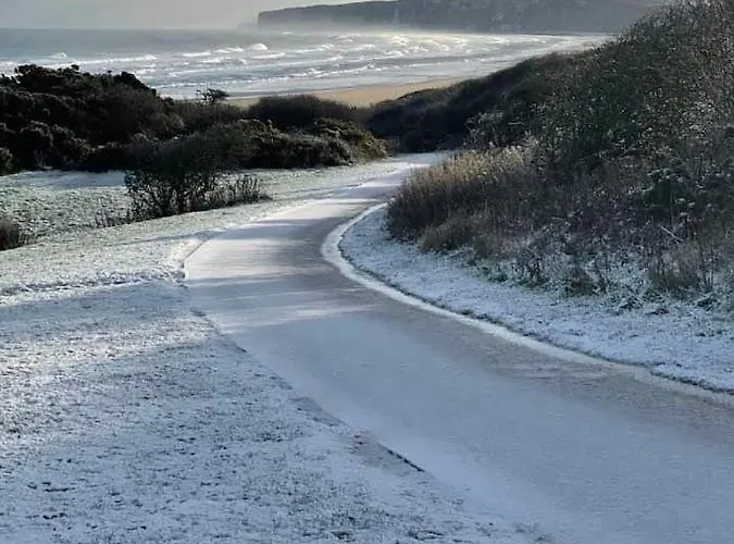 Willow - Part Of The The Bay Filey Village With Pool, Gym And Direct Access, Pub, Restaurant, Tennis And Meadows Walks Reighton