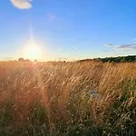 Holiday home Willow - Part Of The The Bay Filey Village With Pool, Gym And Direct Access, Pub, Restaurant, Tennis And Meadows Walks *