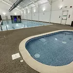 Holiday home Willow - Part Of The The Bay Filey Village With Pool, Gym And Direct Access, Pub, Restaurant, Tennis And Meadows Walks Reighton