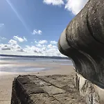 Willow - Part Of The The Bay Filey Village With Pool, Gym And Direct Access, Pub, Restaurant, Tennis And Meadows Walks Holiday home