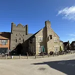 Willow - Part Of The The Bay Filey Village With Pool, Gym And Direct Access, Pub, Restaurant, Tennis And Meadows Walks * Reighton