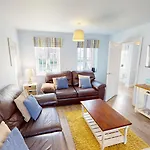 Willow - Part Of The The Bay Filey Village With Pool, Gym And Direct Access, Pub, Restaurant, Tennis And Meadows Walks Reighton