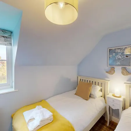 Hébergement de vacances Willow - Part Of The The Bay Filey Village With Pool, Gym And Direct Access, Pub, Restaurant, Tennis And Meadows Walks *